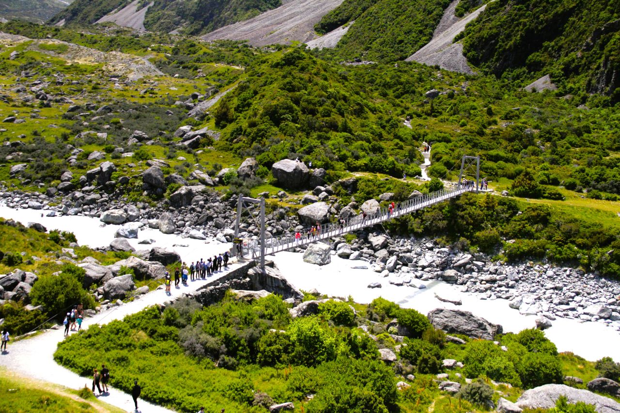 FiveE Travel Cares for sustainable tourism at Mt Cook in New Zealand small group tours